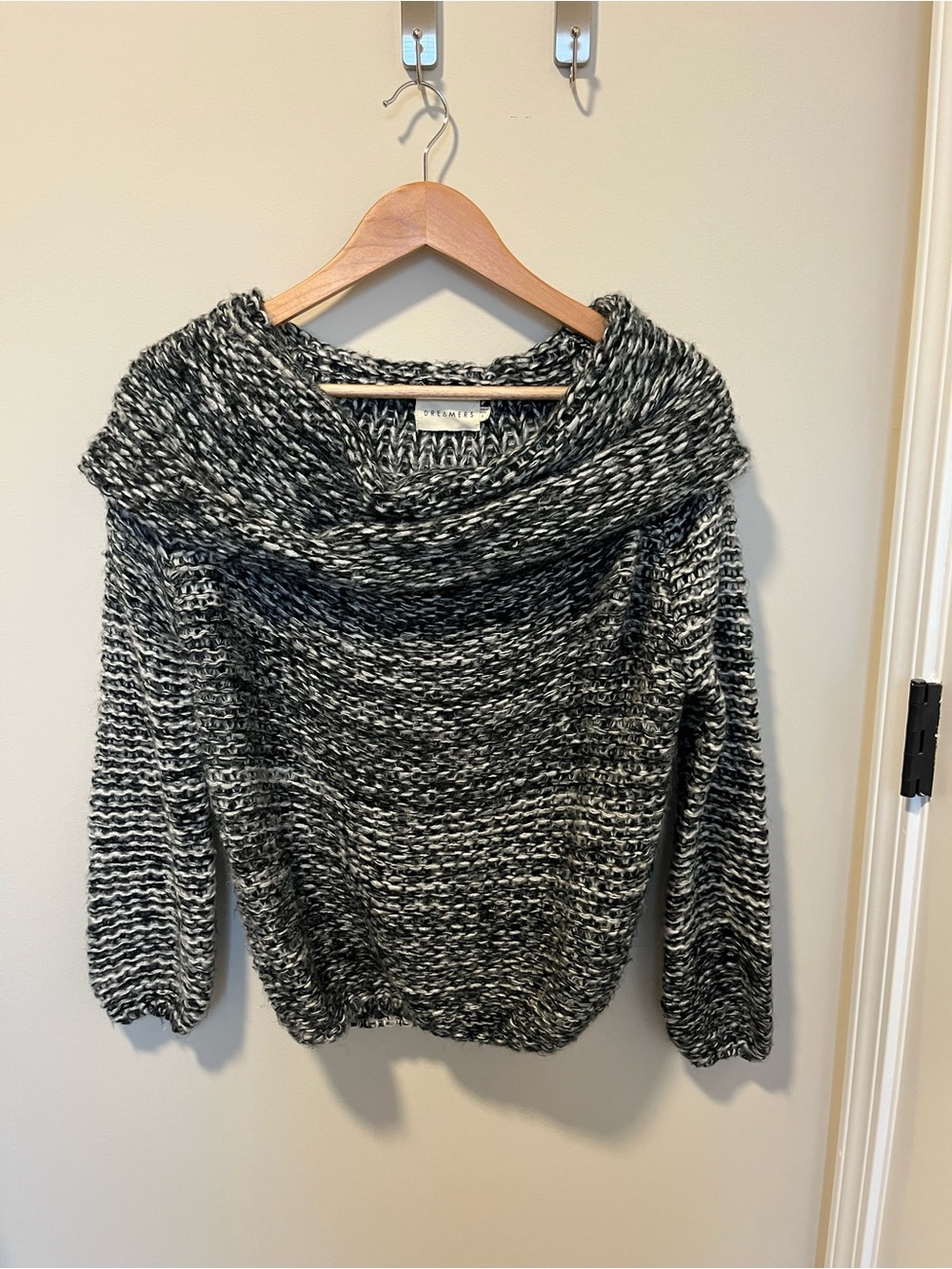 Dreamers Marled Cowl Neck Sweater - Black & White